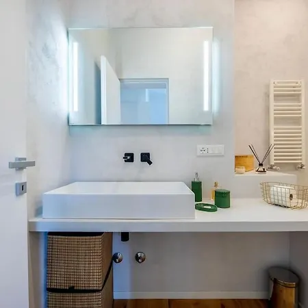 Apartamento Properzio 37 *